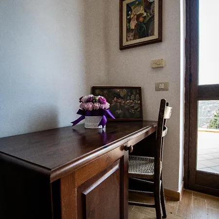 Diana Bed & Breakfast *